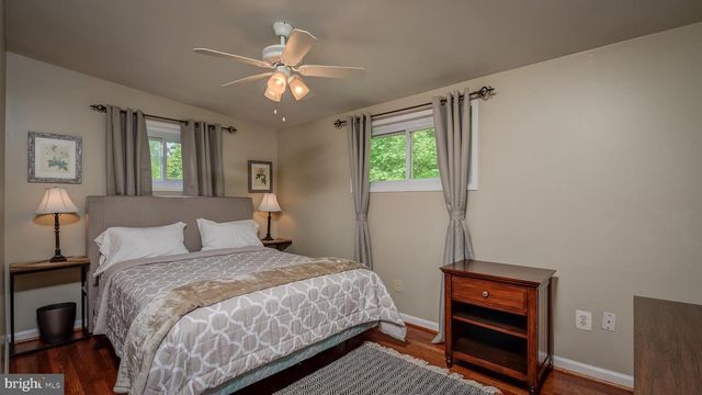 10626 ASHBY PL, Fairfax, VA 22030