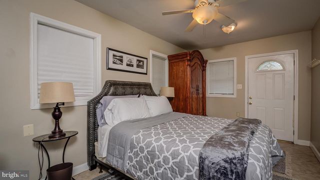 10626 ASHBY PL, Fairfax, VA 22030