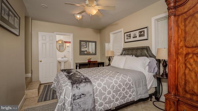 10626 ASHBY PL, Fairfax, VA 22030