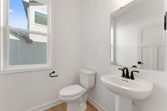 5189 Windlass Drive, Woodbury, MN 55129