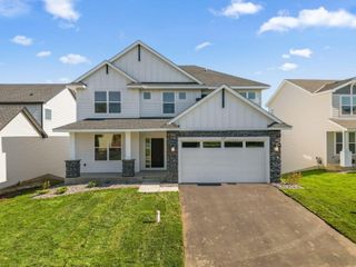 5189 Windlass Drive, Woodbury, MN 55129