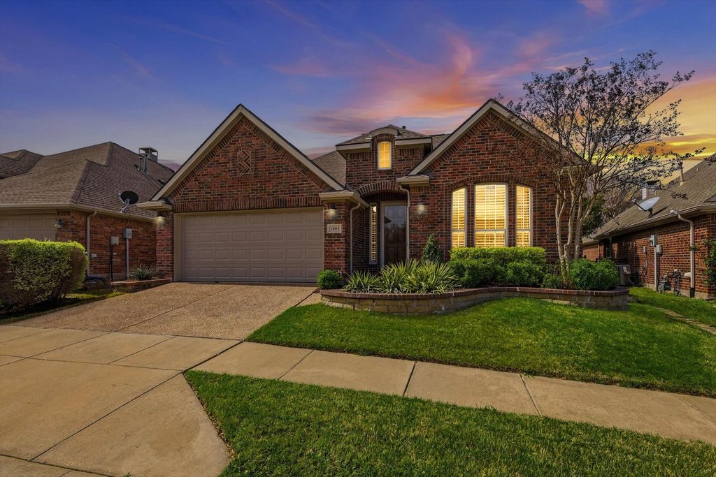 1003 Shoal Creek Court, Fairview, TX 75069