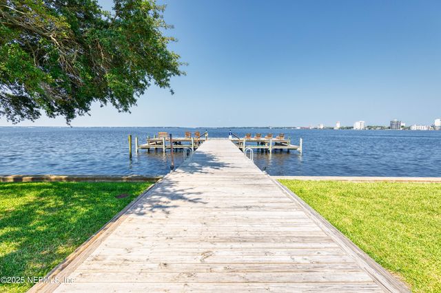 1528 PALM Avenue, Jacksonville, FL 32207