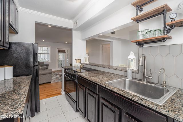 1528 PALM Avenue, Jacksonville, FL 32207