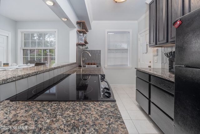 1528 PALM Avenue, Jacksonville, FL 32207