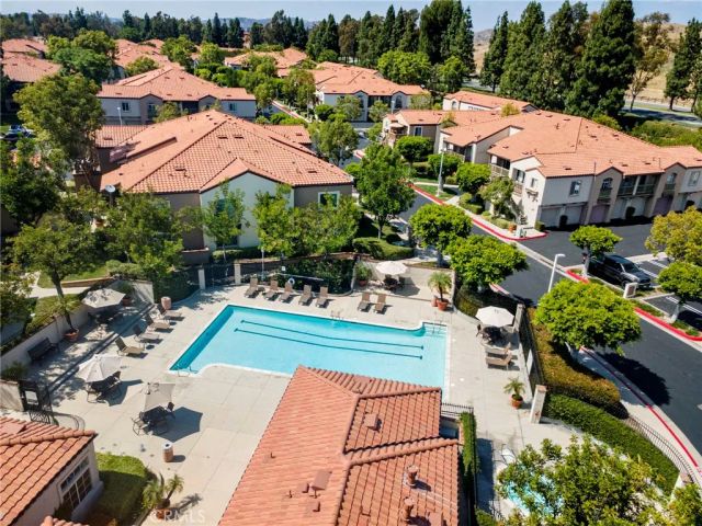 215 S Cross Creek L, Orange, CA 92869