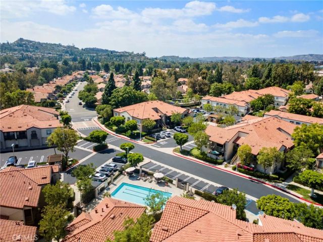 215 S Cross Creek L, Orange, CA 92869