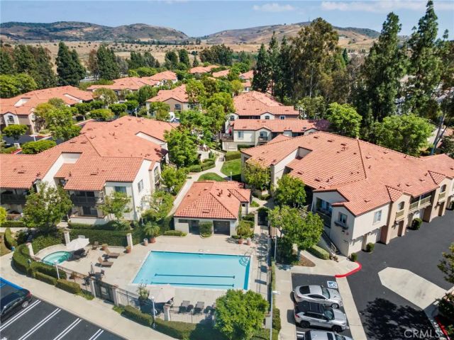 215 S Cross Creek L, Orange, CA 92869