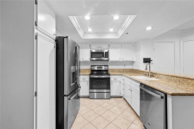 215 S Cross Creek L, Orange, CA 92869