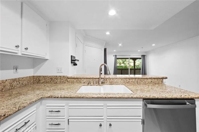 215 S Cross Creek L, Orange, CA 92869
