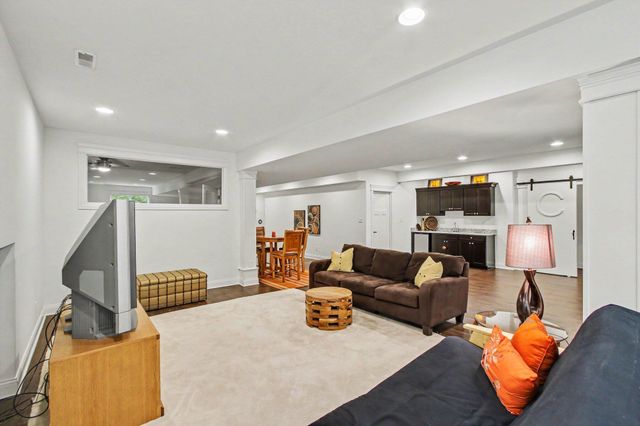 7234 Fawn Valley Drive, Schererville, IN 46375