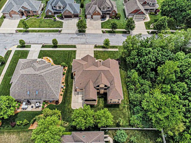 7234 Fawn Valley Drive, Schererville, IN 46375