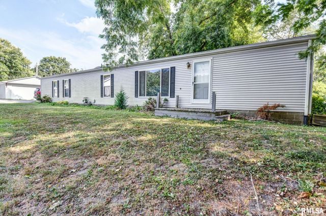 1553 S Shumway Street, Taylorville, IL 62568