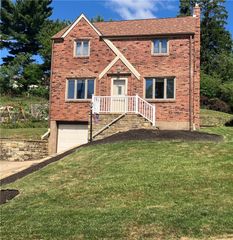 1041 Dallett Rd, Whitehall, PA 15227