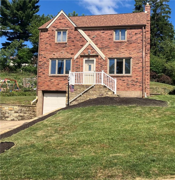 1041 Dallett Rd, Whitehall, PA 15227