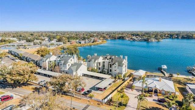 3127 W SLIGH AVENUE 303B, Tampa, FL 33614