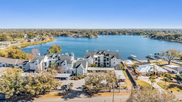 3127 W SLIGH AVENUE 303B, Tampa, FL 33614