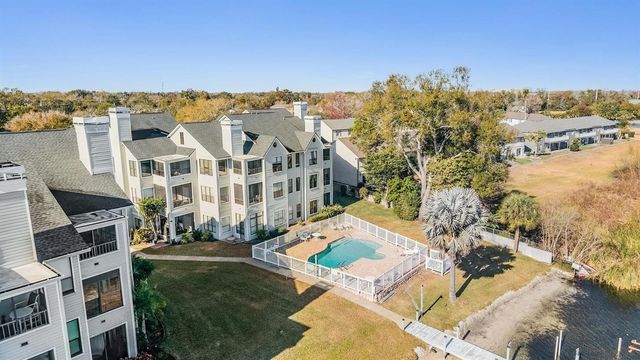 3127 W SLIGH AVENUE 303B, Tampa, FL 33614