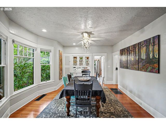 185 19TH St Se, Salem, OR 97301