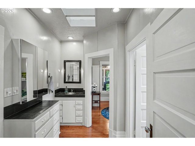 185 19TH St Se, Salem, OR 97301