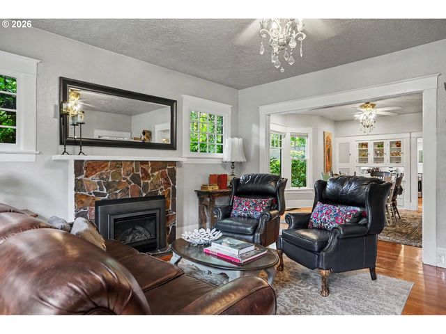 185 19TH St Se, Salem, OR 97301
