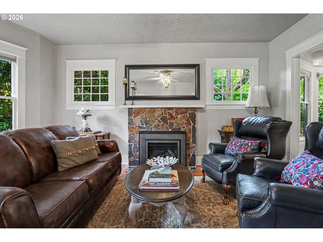 185 19TH St Se, Salem, OR 97301