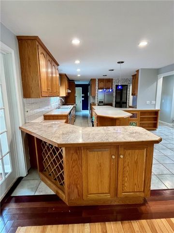 417 Victory Highway, West Greenwich, RI 02817