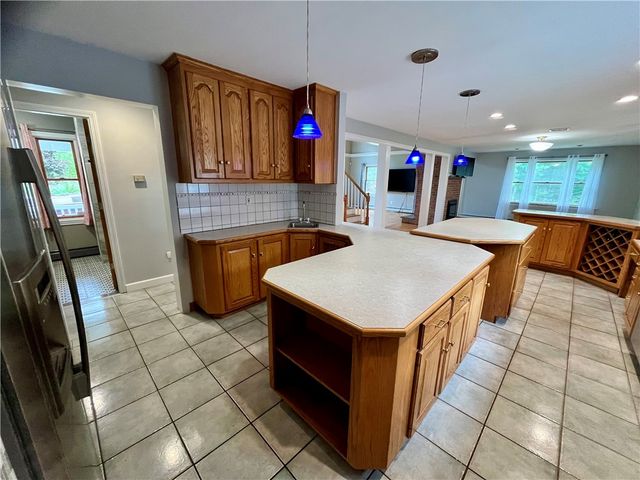 417 Victory Highway, West Greenwich, RI 02817