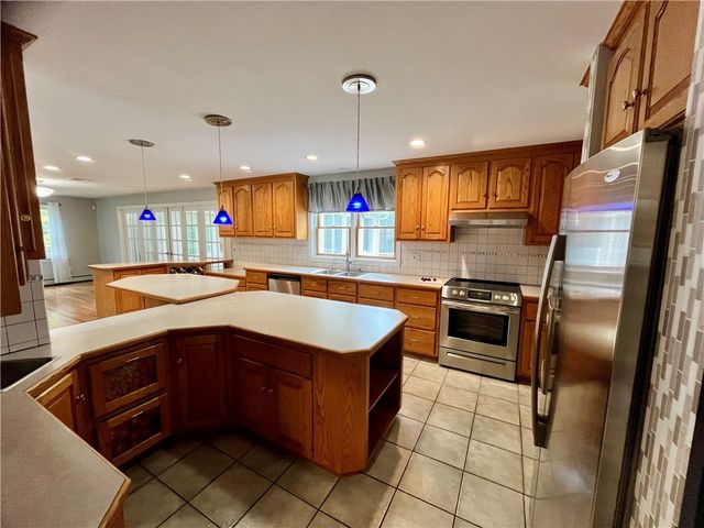 417 Victory Highway, West Greenwich, RI 02817