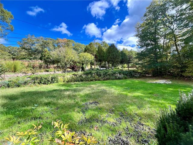 417 Victory Highway, West Greenwich, RI 02817