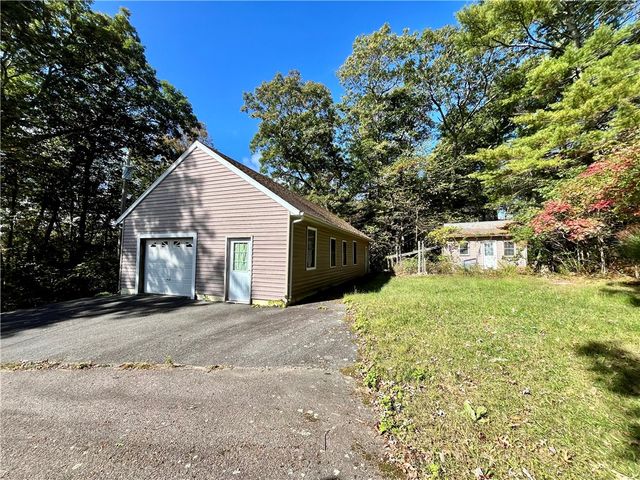 417 Victory Highway, West Greenwich, RI 02817