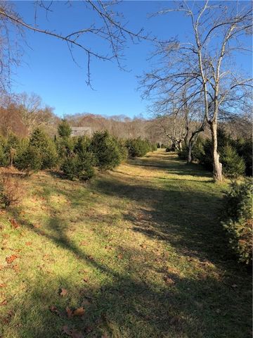 417 Victory Highway, West Greenwich, RI 02817