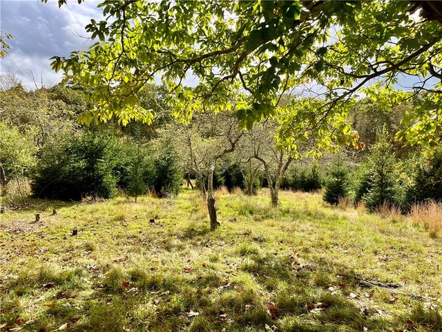 417 Victory Highway, West Greenwich, RI 02817