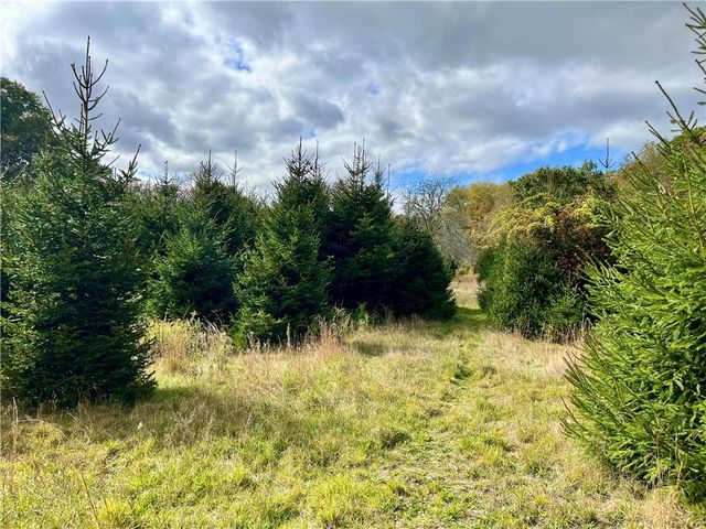 417 Victory Highway, West Greenwich, RI 02817