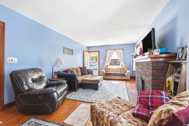 2107 Glenwood Avenue, Fort Wayne, IN 46805