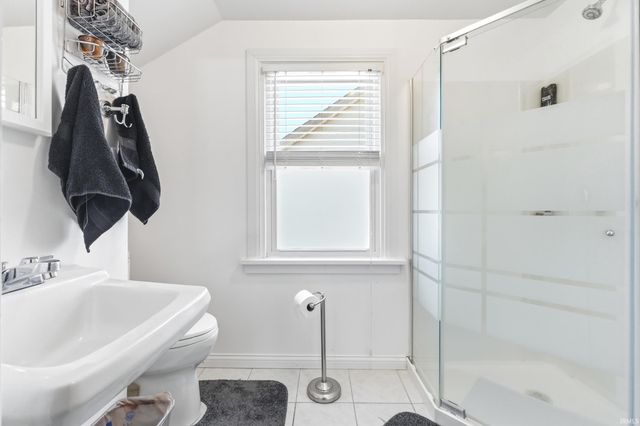 2107 Glenwood Avenue, Fort Wayne, IN 46805