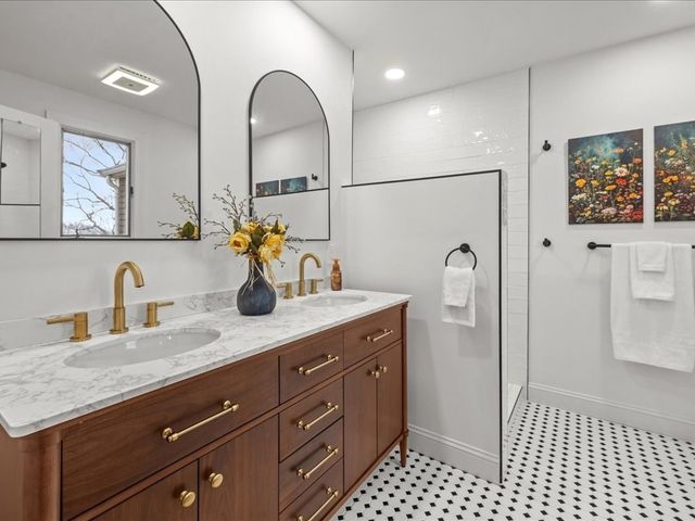 102 Spring Lane, Canton, MA 02021