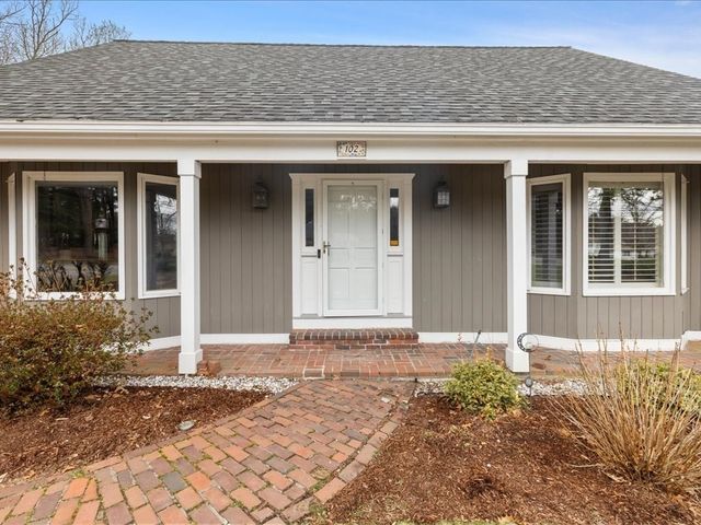 102 Spring Lane, Canton, MA 02021