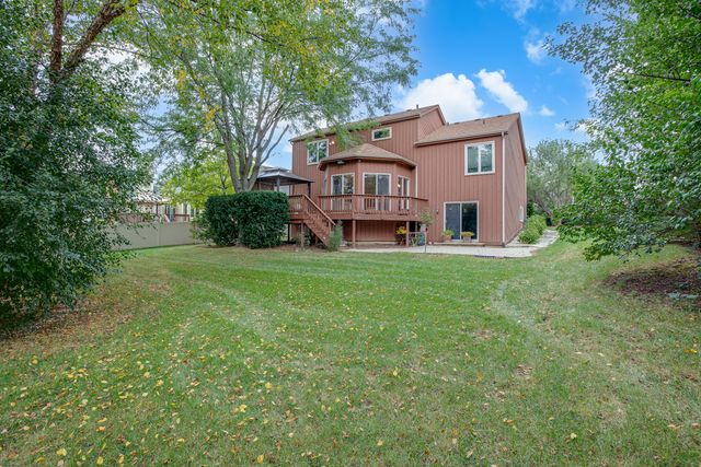 950 DUNHAM Drive, West Chicago, IL 60185