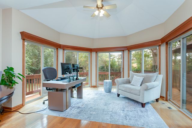 950 DUNHAM Drive, West Chicago, IL 60185