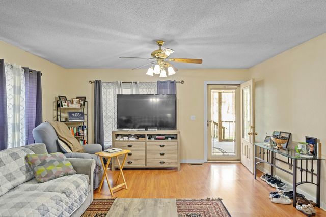 1762 E Boy Scout Road, Hixson, TN 37343