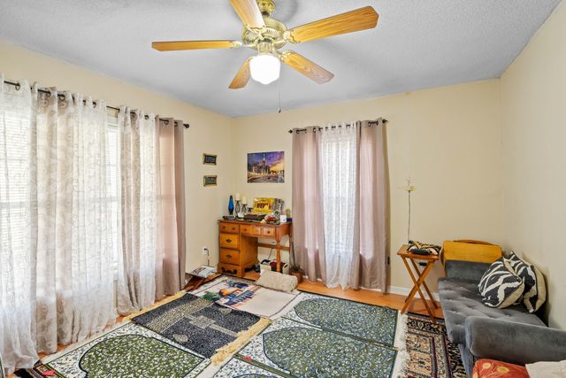 1762 E Boy Scout Road, Hixson, TN 37343