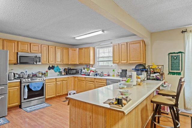 1762 E Boy Scout Road, Hixson, TN 37343