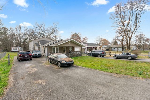 1762 E Boy Scout Road, Hixson, TN 37343