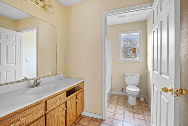 1762 E Boy Scout Road, Hixson, TN 37343