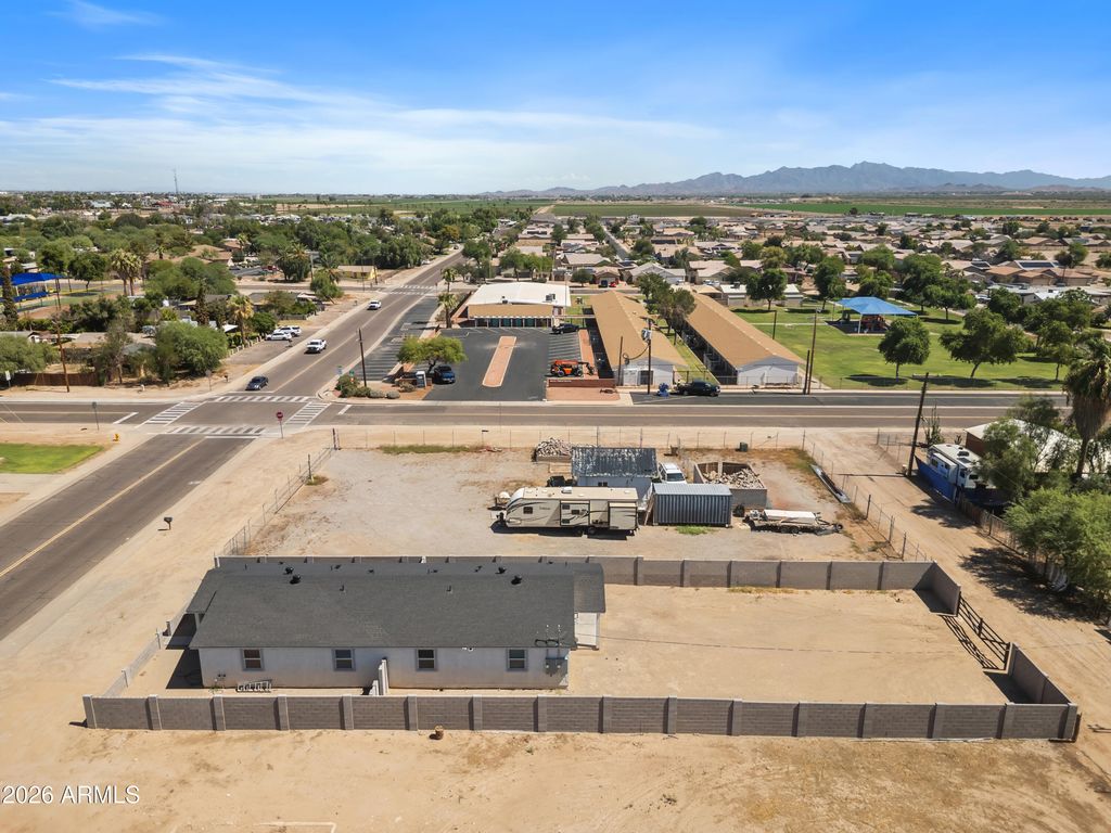 509 E CENTRE Avenue, Buckeye, AZ 85326 — photo 5