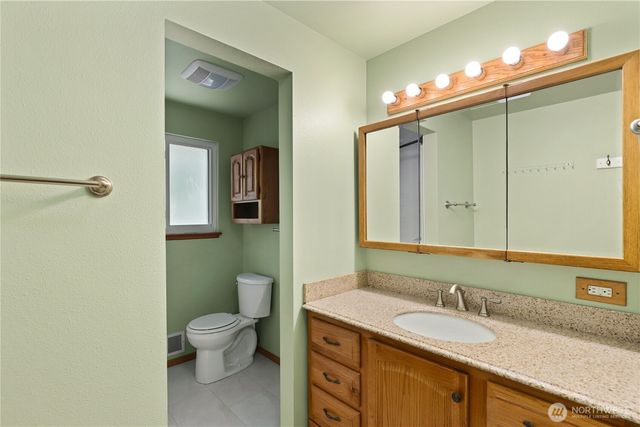 22719 58th Avenue E, Spanaway, WA 98387