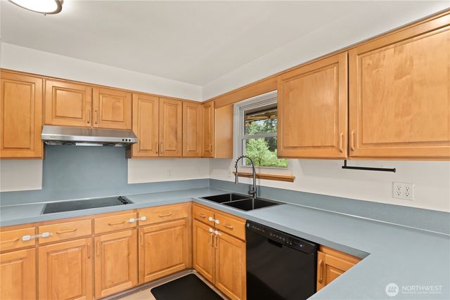 22719 58th Avenue E, Spanaway, WA 98387