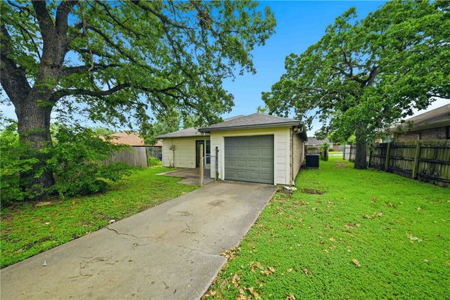 4013 Tiffany Trail, College Station, TX 77845