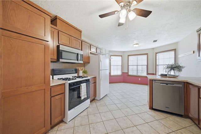 4013 Tiffany Trail, College Station, TX 77845
